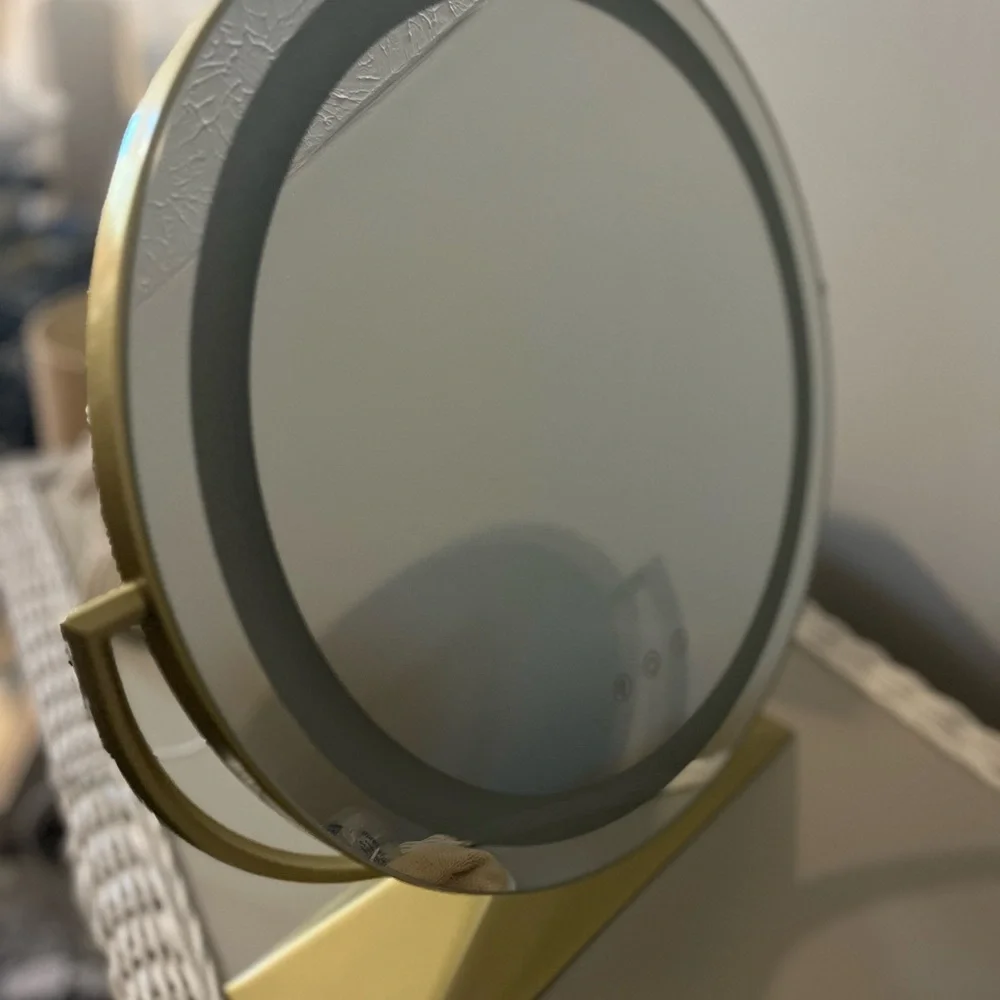 New w/box 28” x18” base LED brushed gold Vanity mirror 3- sensor modes